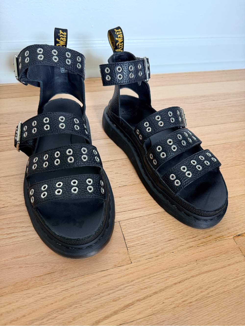 Dr. Martens Black Leather Gladiator Sandals Grommet Studded Like New Size 10